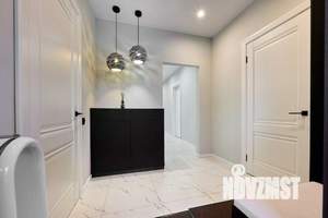 Дом 224м², 2-этажный, участок 9 сот.