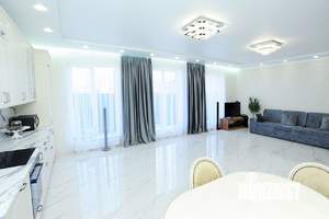 Дом 268м², 3-этажный, участок 6 сот.