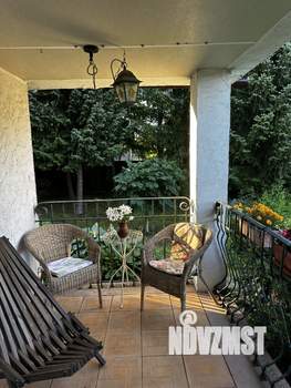 Дом 380м², 3-этажный, участок 12 сот.