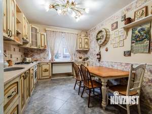 Коттедж 240м², 2-этажный, участок 6 сот.