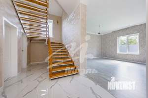 Дом 184м², 2-этажный, участок 6 сот.