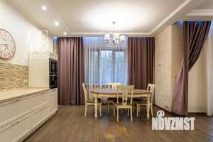 Таунхаус 330м², 3-этажный, участок 3 сот.