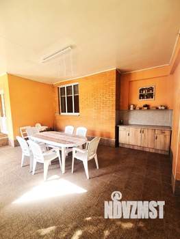 Коттедж 250м², 2-этажный, участок 12 сот.