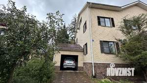 Таунхаус 216м², 2-этажный, участок 5 сот.