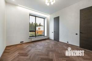 Дом 401м², 2-этажный, участок 11 сот.