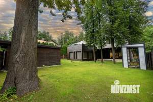 Дом 330м², 2-этажный, участок 8 сот.