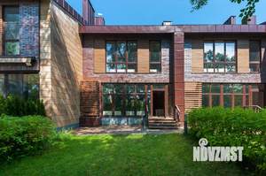 Таунхаус 212м², 2-этажный, участок 2 сот.