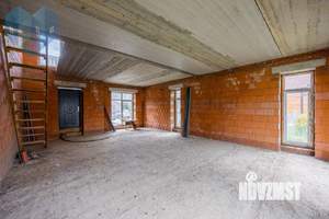 Таунхаус 150м², 3-этажный, участок 4 сот.