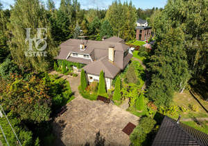 Дом 406м², 2-этажный, участок 35 сот.