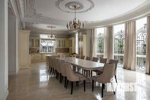 Коттедж 550м², 3-этажный, участок 14 сот.