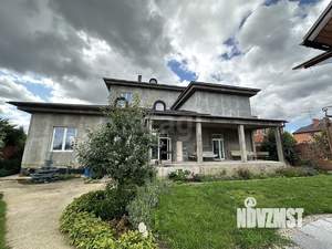 Дом 809м², 4-этажный, участок 15 сот.