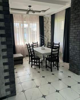 Дом 200м², 2-этажный, участок 8 сот.