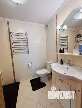 Таунхаус 240м², 3-этажный, участок 5 сот.