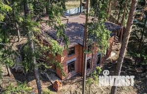 Коттедж 240м², 2-этажный, участок 15 сот.