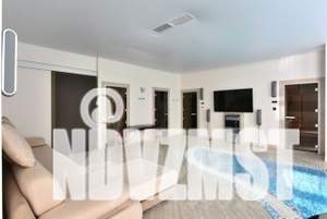 Дом 1500м², 2-этажный, участок 100 сот.