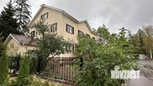 Таунхаус 216м², 2-этажный, участок 5 сот.