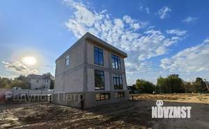 Дом 316м², 3-этажный, участок 8 сот.