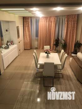 Таунхаус 183м², 3-этажный, участок 2 сот.