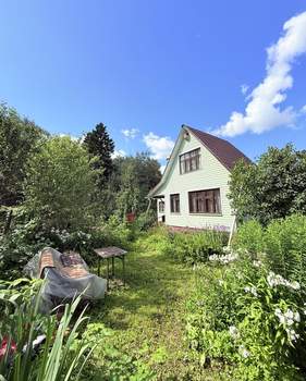 Дом 40м², 2-этажный, участок 10 сот.