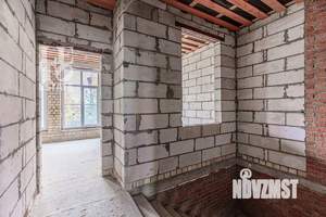 Таунхаус 160м², 3-этажный, участок 4 сот.