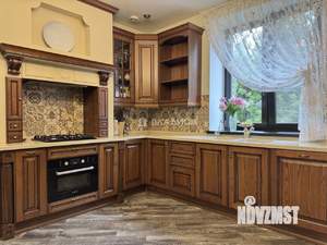 Дом 568м², 3-этажный, участок 15 сот.