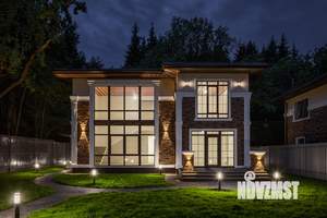 Коттедж 205м², 2-этажный, участок 9 сот.