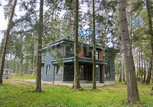 Дом 205м², 2-этажный, участок 8 сот.