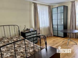 Дом 173м², 2-этажный, участок 6 сот.