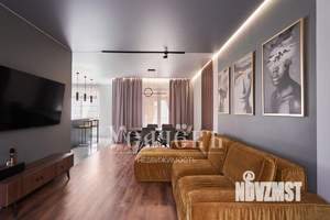 Дом 200м², 2-этажный, участок 6 сот.