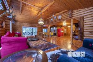 Дом 219м², 2-этажный, участок 30 сот.