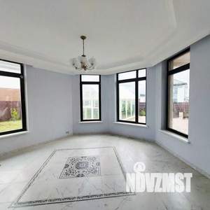 Дом 303м², 2-этажный, участок 6 сот.