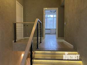 Дом 400м², 2-этажный, участок 10 сот.