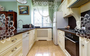 Дом 402м², 3-этажный, участок 50 сот.