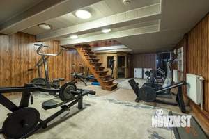 Дом 219м², 2-этажный, участок 30 сот.