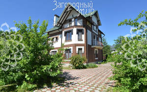 Дом 350м², 3-этажный, участок 15 сот.