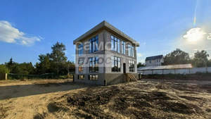 Дом 316м², 3-этажный, участок 7 сот.