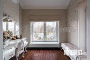 Таунхаус 300м², 3-этажный, участок 5 сот.