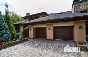 Коттедж 800м², 2-этажный, участок 64 сот.