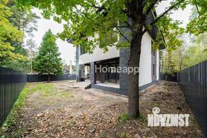 Дом 225м², 2-этажный, участок 6 сот.