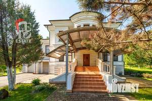 Дом 400м², 3-этажный, участок 60 сот.