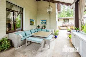 Дом 550м², 3-этажный, участок 20 сот.