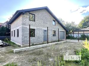 Дом 230м², 2-этажный, участок 6 сот.