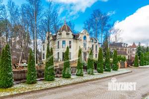 Коттедж 1100м², 4-этажный, участок 20 сот.