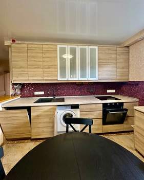 Дом 360м², 2-этажный, участок 12 сот.