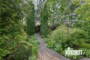 Дом 640м², 4-этажный, участок 36 сот.