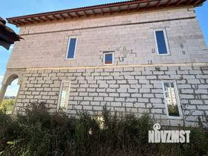 Дом 218м², 3-этажный, участок 4 сот.