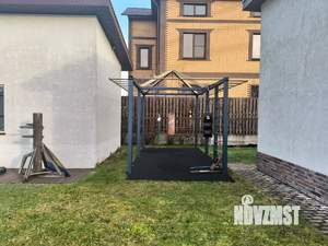 Дом 42м², 2-этажный, участок 10 сот.