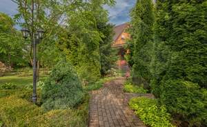 Дом 640м², 4-этажный, участок 36 сот.