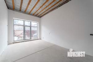 Дом 650м², 3-этажный, участок 15 сот.