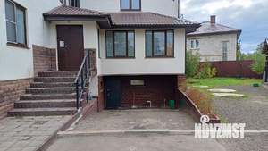 Коттедж 1200м², 2-этажный, участок 10 сот.